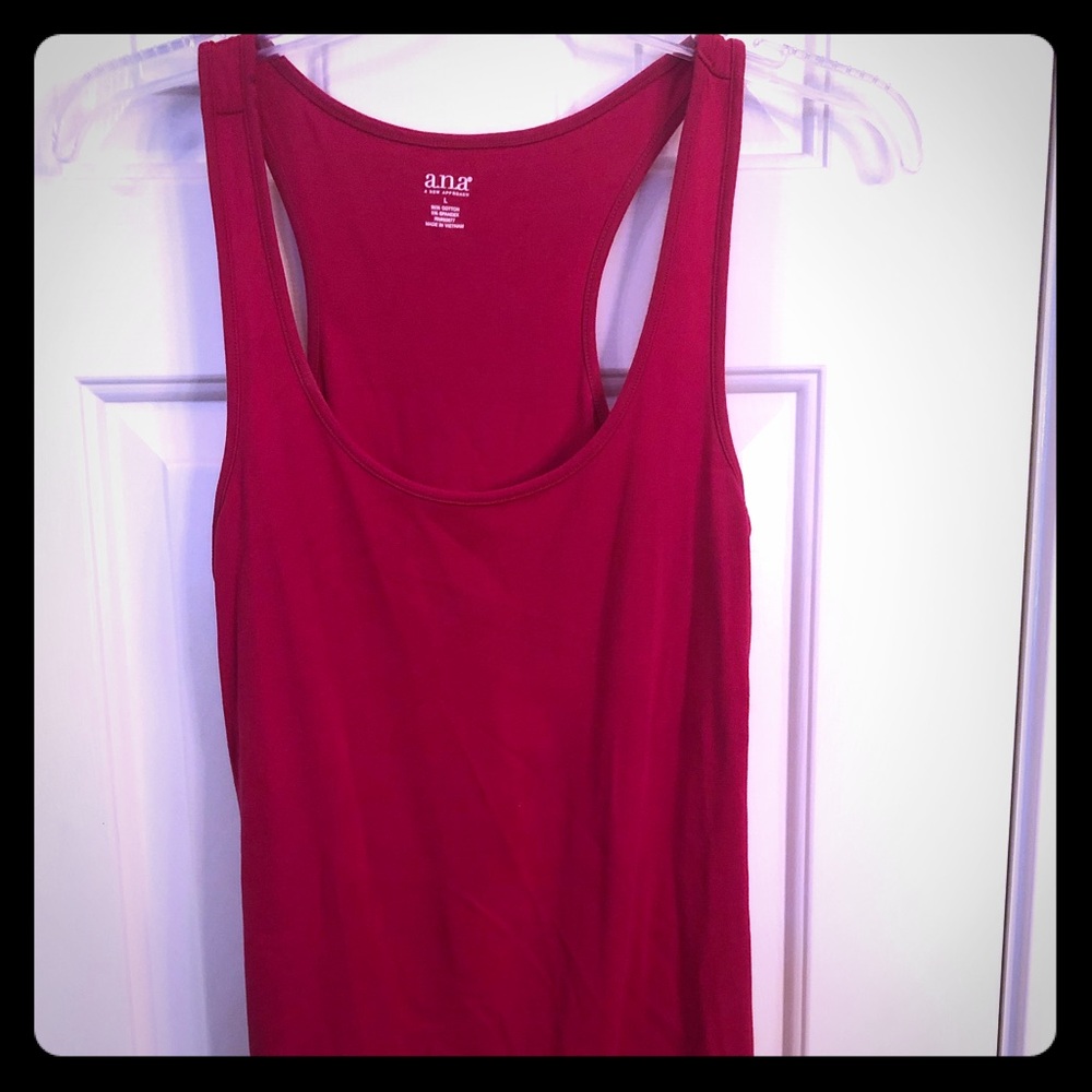 A.N.A. Tank top berry color